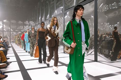 fashion week sfilate gucci|gucci dresses for fall 2022.